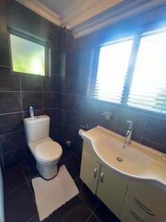 4 Bedroom Property for Sale in Outeniqua Strand Western Cape